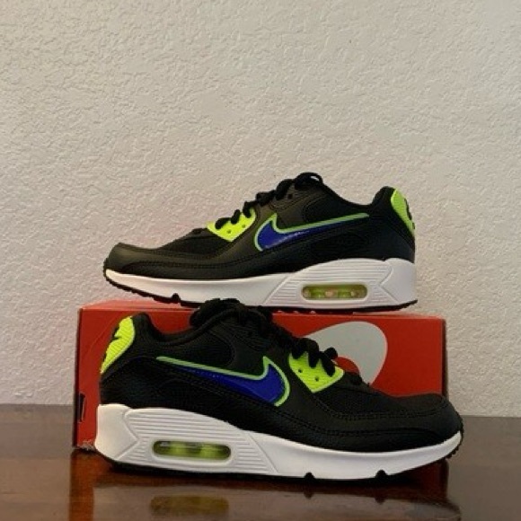 NEW NIKE AIR MAX 90 GS 'BLACK VOLT RACER BLUE' SIZE 6Y w/ box - Picture 1 of 2
